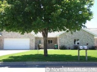 909 Main St W, Belle Plaine, MN 56011