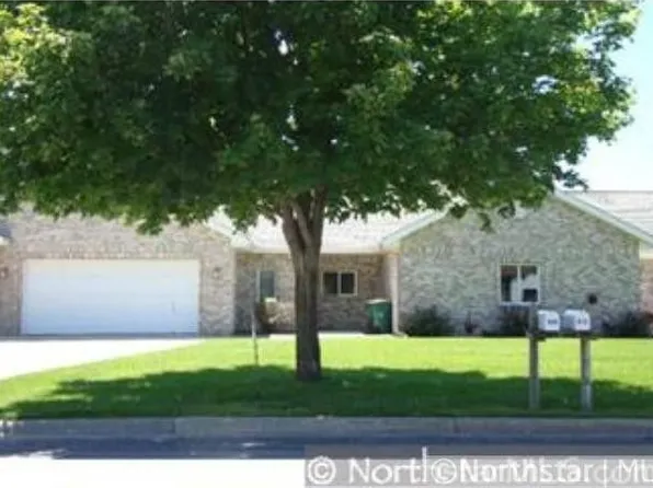 909 Main St W, Belle Plaine, MN 56011