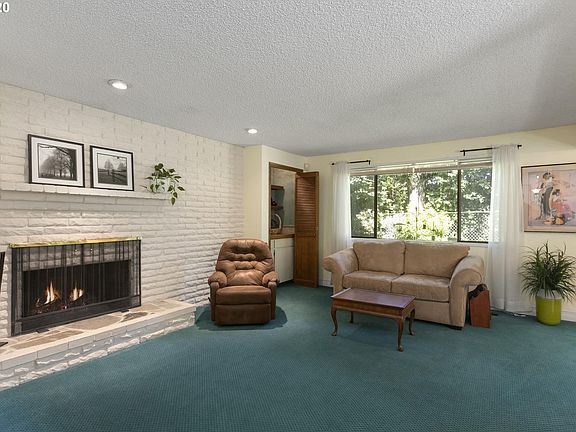 3rd image of 4613 E 18th St APT 12