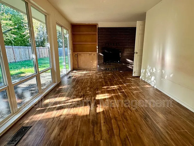 7016 Husky Way SE — Photo 6