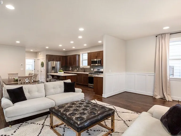 7023 NW Eleanor Ave — Photo 5
