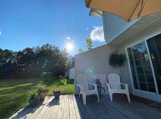 6 Parizo Dr, Essex Jct, VT 05452