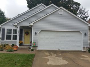 2513 Hampton Ridge Blvd, Louisville, KY 40220