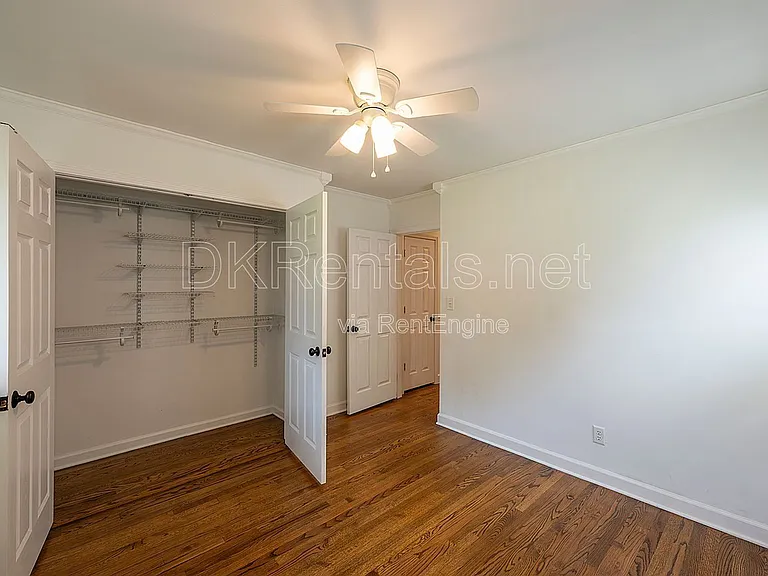 245 Brook Dr — Photo 24