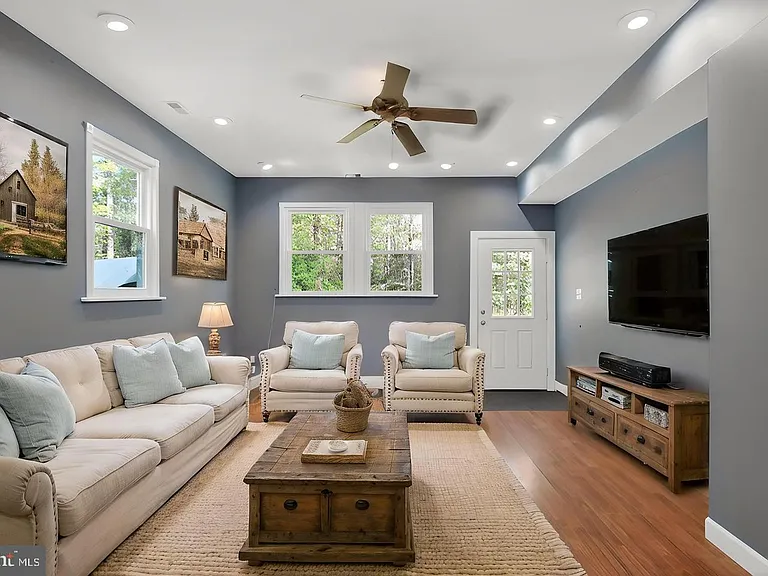 45278 Cove Manor Rd — Photo 19