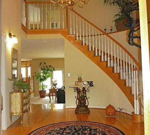 4th image of 2327 Hartford Ct