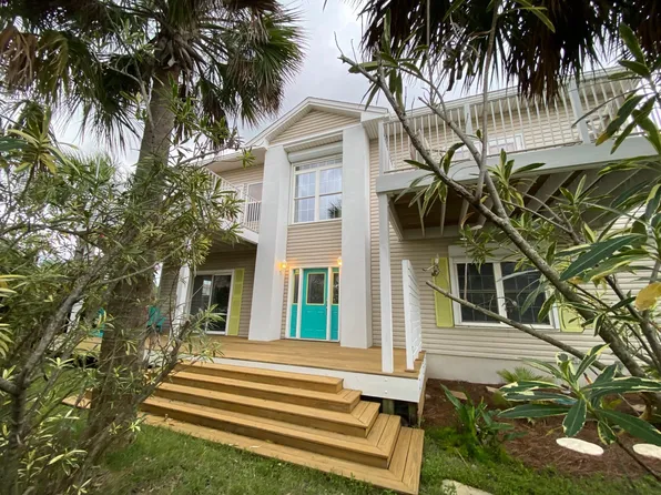 631 Pelican Dr, Fort Walton Beach, FL 32548
