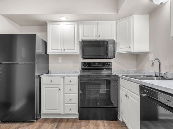 141 Camelot Dr #X-03