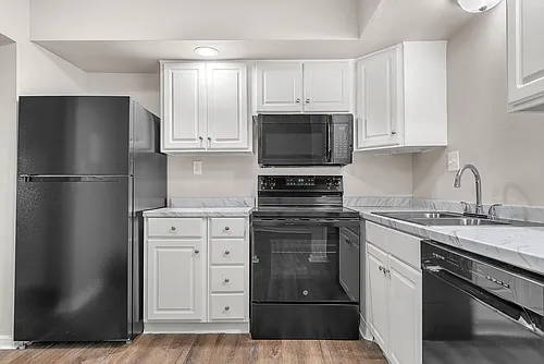 Camelot Place Photo 1