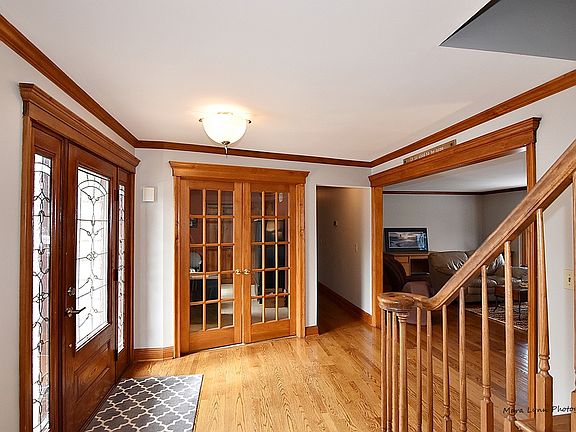 3rd image of 39W906 Stonecrop Ct