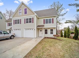 22 Moore St #22, Agawam, MA 01001