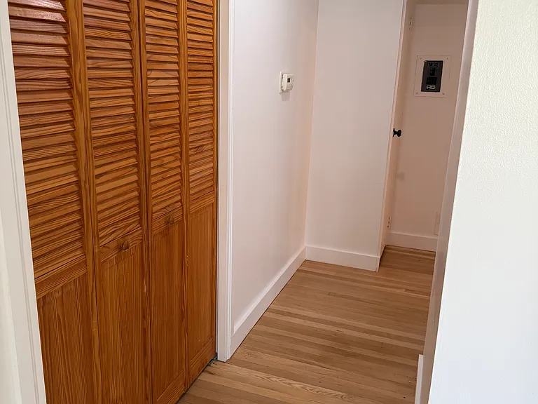17 Dartmouth Ave #2A — Photo 10