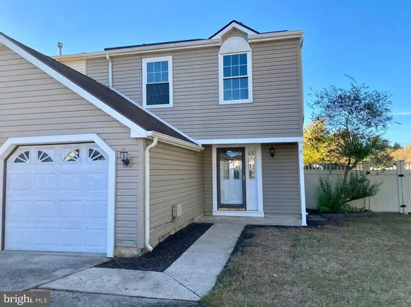 7 Quasar Ct, Sewell, NJ 08080