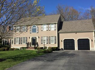 31 Wagon Ln, Abington, MA 02351