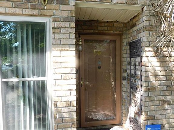3rd image of 1012 Saint Julien Dr APT F5