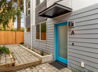 6325 A 34th Ave SW, Seattle, WA 98126