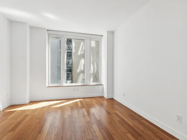 15 William Street image 11 of 14