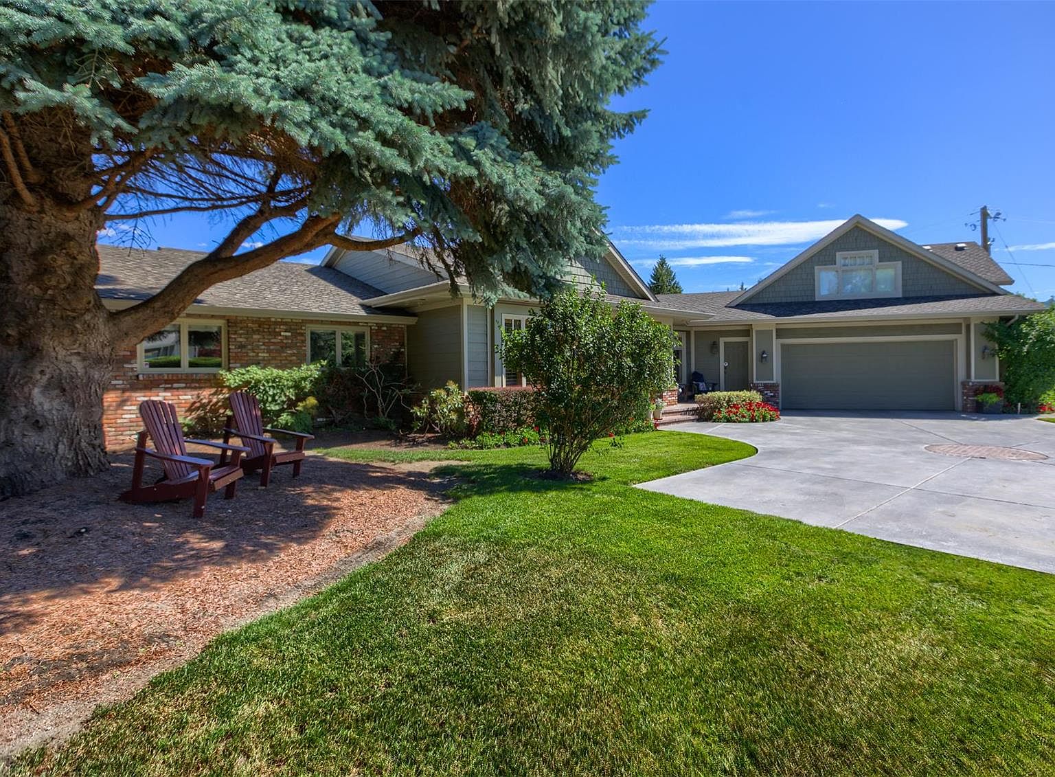 4397 Hobson Rd, Kelowna, BC V1W 1Y4 MLS 10288404 Zillow