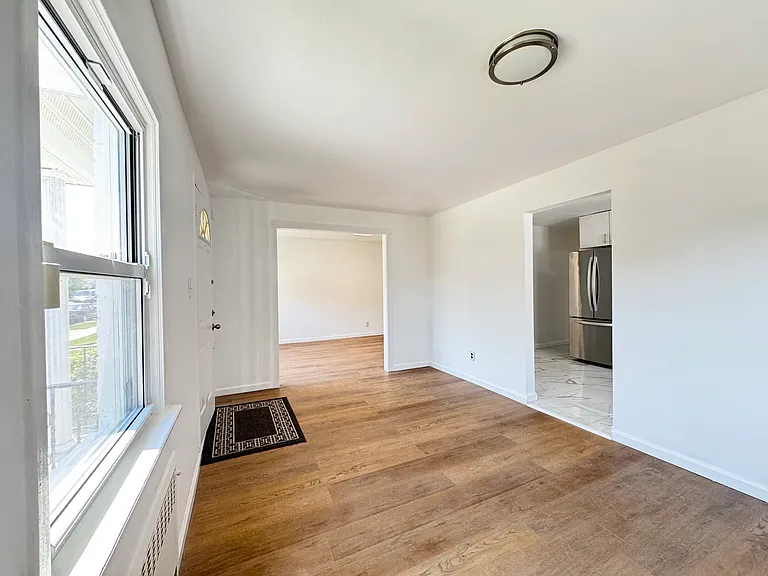 15743 20th Ave #1 — Photo 5