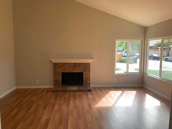 5th image of 7202 Jacmar Ave