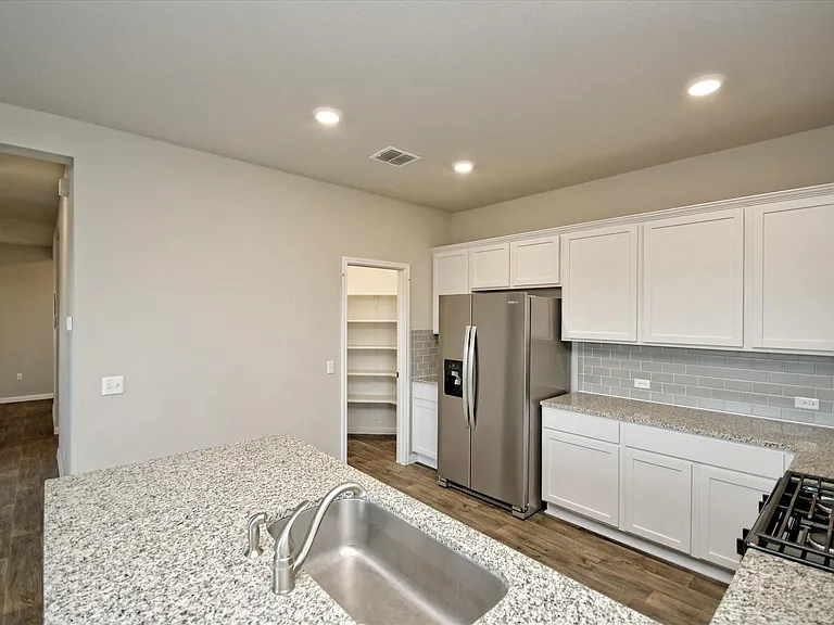 413 Rainmaker Ln — Photo 14