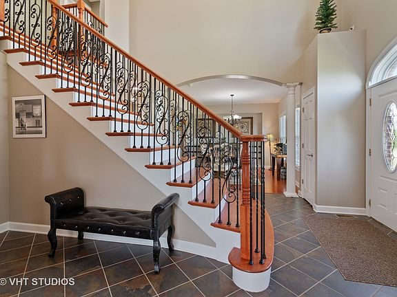 2nd image of 15311 Rose Ln