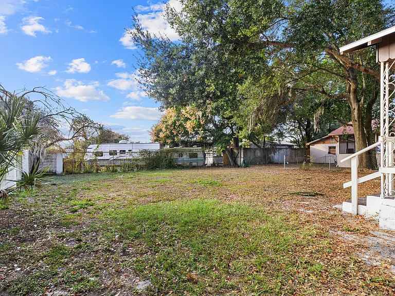 1016 Edith Ave — Photo 18