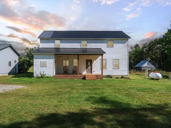 5392 205th Ave, Stanwood, MI 49346