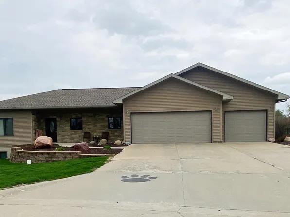 1302 N Mulberry St, Creston, IA 50801