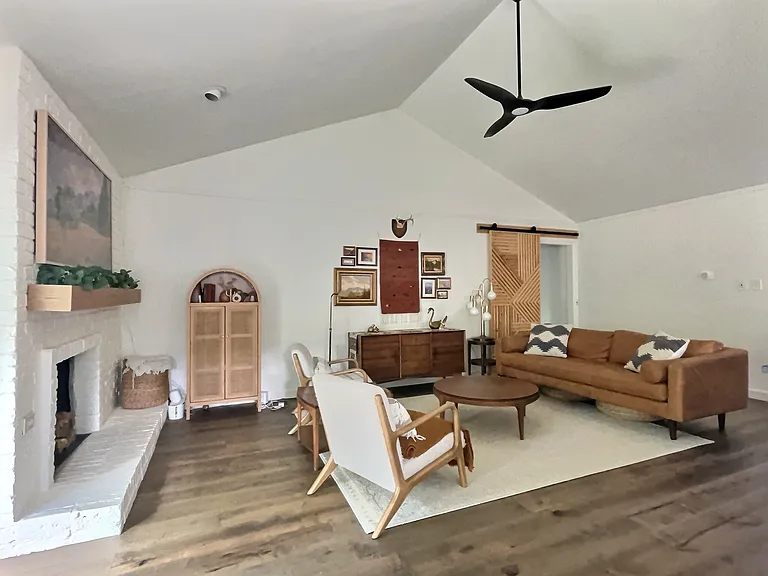 1008 Red Cliff Dr — Photo 5