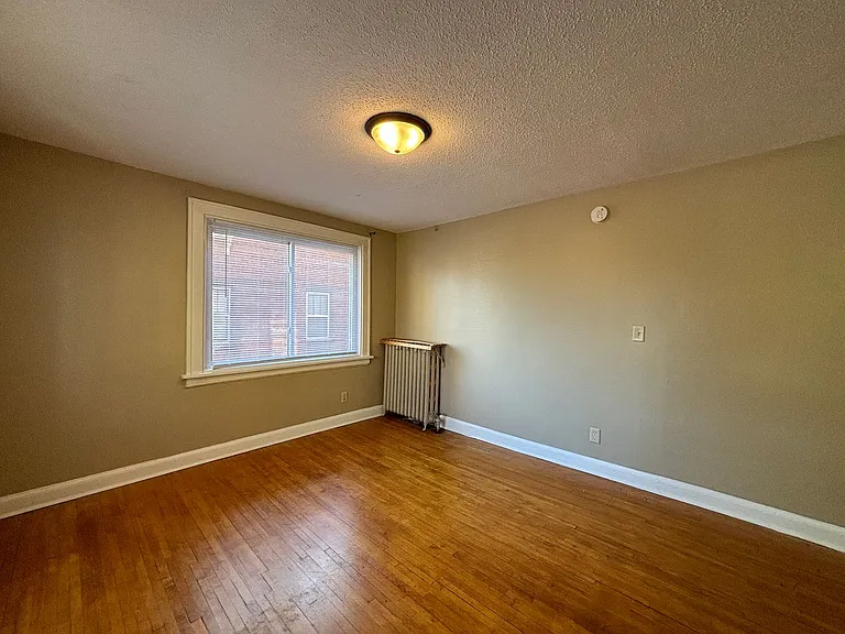 535 Asbury — Photo 19