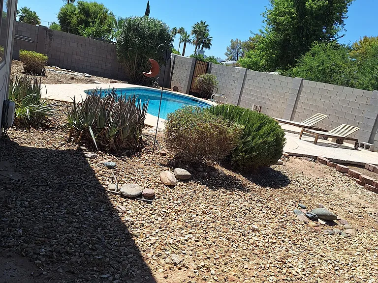2058 E Fremont Dr — Photo 31
