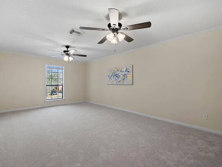 1400 Oak Hollow Dr — Photo 32