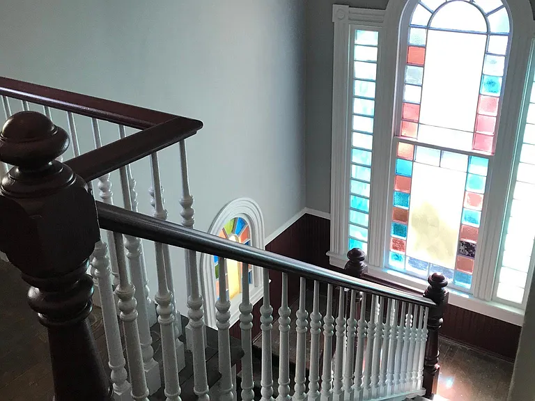 foyer up to 2nd floor
