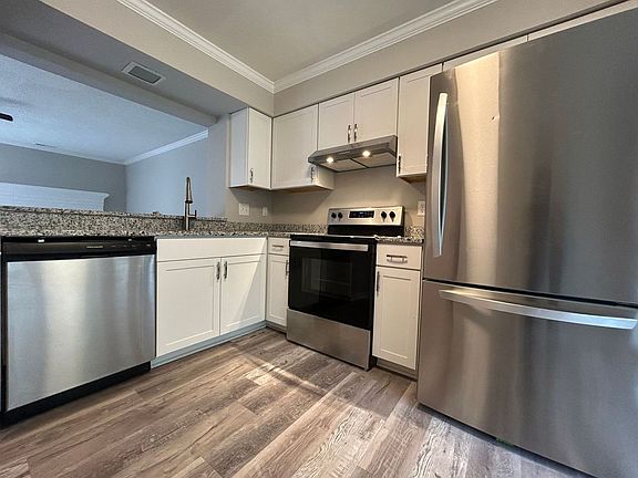4th image of 1610 Sudbury Ct