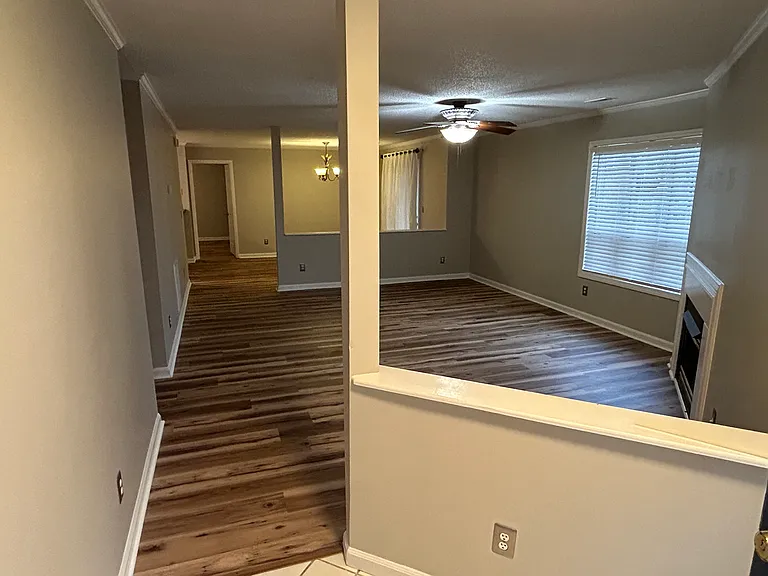 112 Breezewood Dr #D — Photo 12