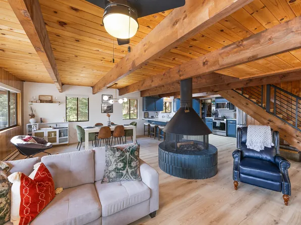 11820 Saint Bernard Dr, Truckee, CA 96161