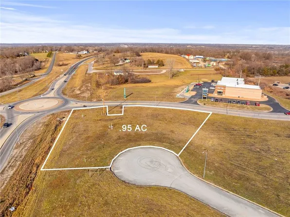 LOT 8 Simpson Ct, Warrensburg, MO 64093