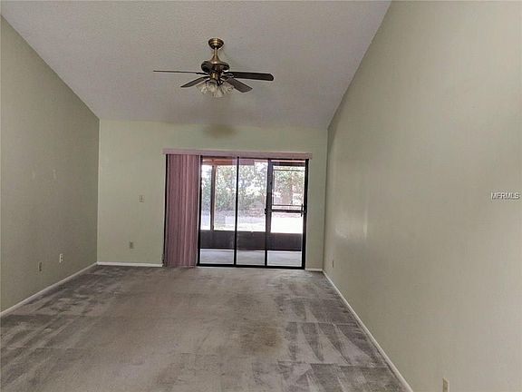 3rd image of 2922 Duchess Oak Ct