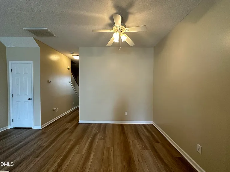 312 Commons Dr — Photo 7