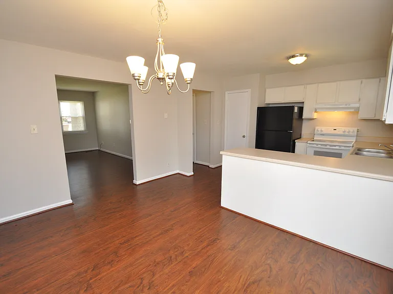 109 Misty Ct — Photo 7