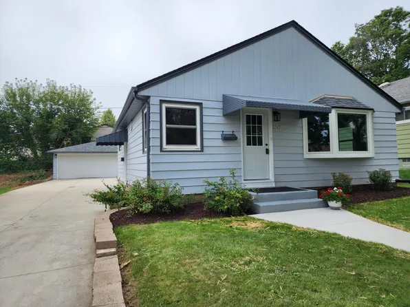 3747 East Waterford PLACE, Saint Francis, WI 53235