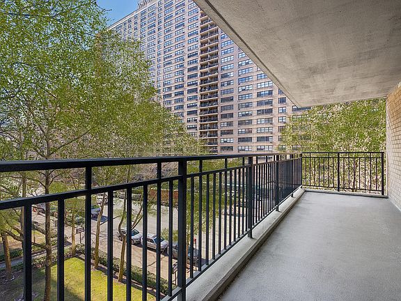 3rd image of 180 W End Ave APT 4L