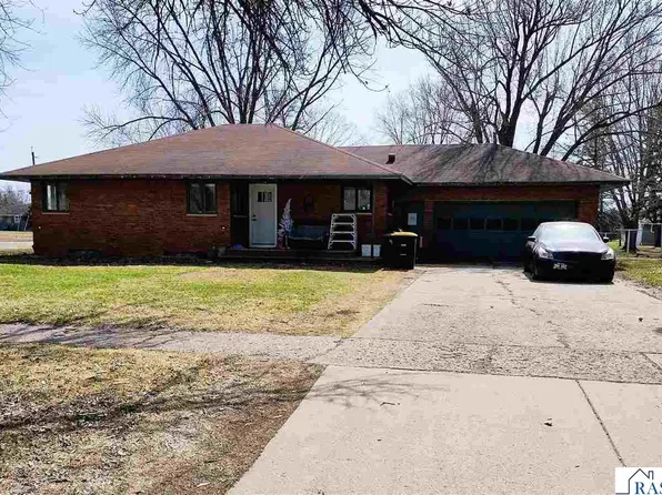 426 1st Ave SW, Winnebago, MN 56098