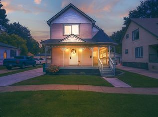 526 N 5th St, Saint Clair, MI