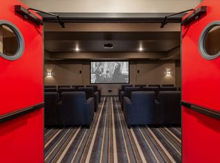 4000 Eagan Outlets Pkwy APT 212, Saint Paul, MN 55122