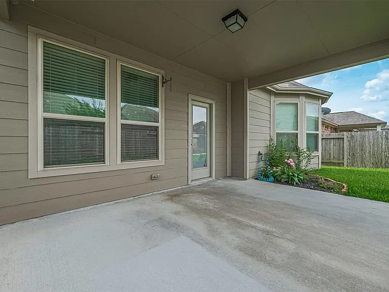 5327 Silver Ledge Dr — Photo 44