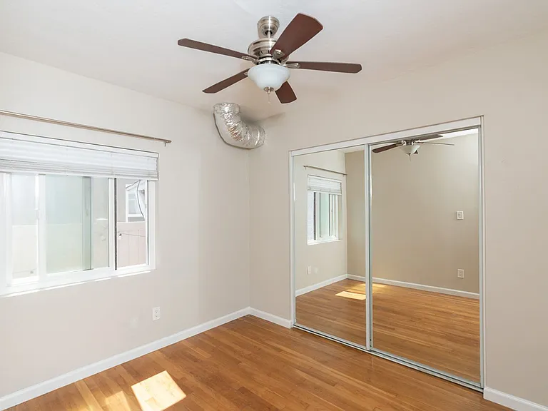 4256 Napier St — Photo 13