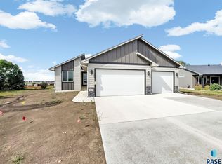 201 N Everest Ave, Tea, SD 57064