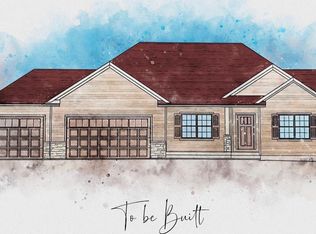 27103 181st Ave, Long Grove, IA 52756